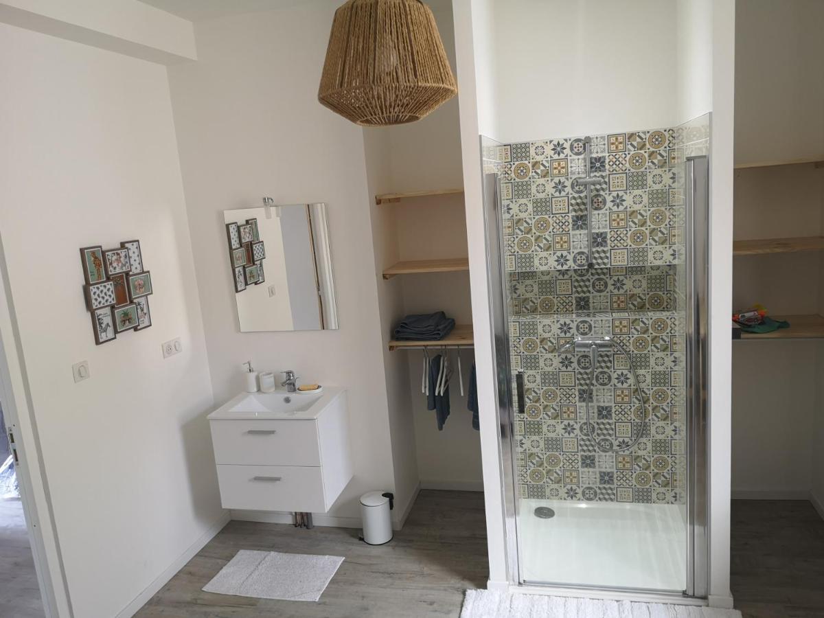 Apartment T3 Avec Salle De Bain Privative Par *